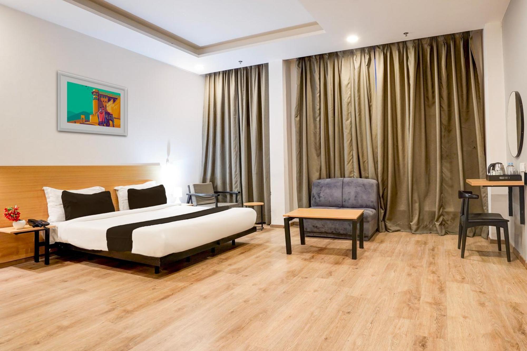 Super Townhouse Gomti Nagar Matiyari Hotel Chinhat Екстериор снимка